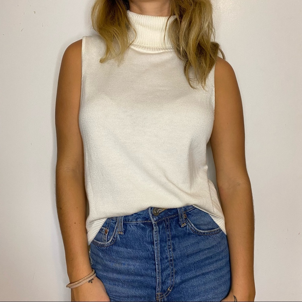 Turtle neck sweater tank top - Small
